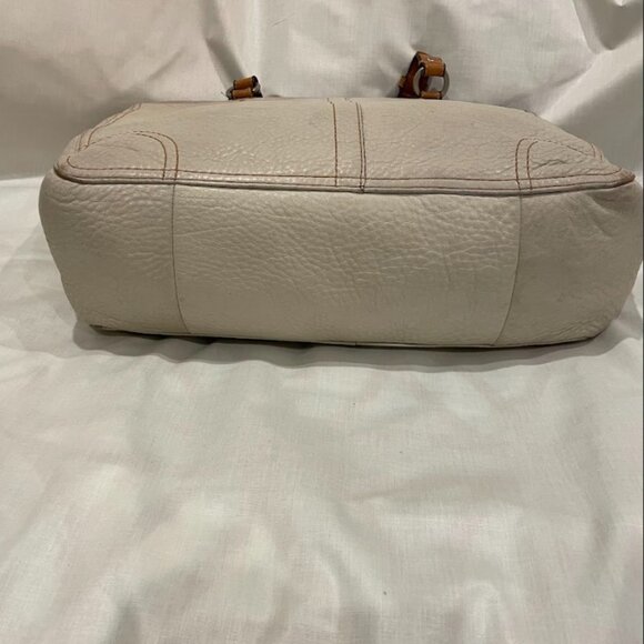 Coach Large Pebbled Leather Tote in Cream with Silvertone Hardware and Side Pock - Picture 12 of 12